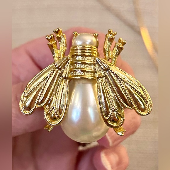 Vintage Bee Brooch Faux Pearl Gold-tone - Picture 14 of 17